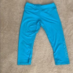 I am Beastmode crop leggings teal blue size 8